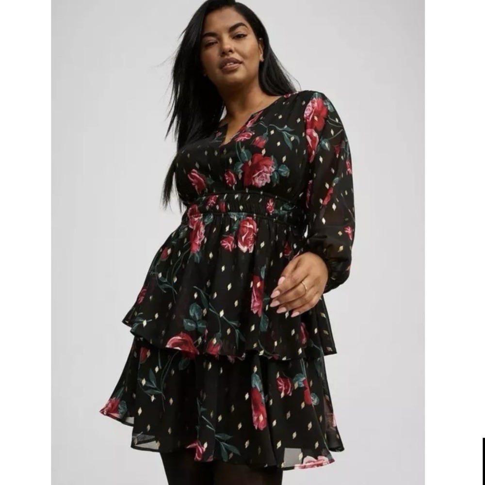 Torrid Black Red Floral Smocked‎ Waist Tiered Long Sleeve Chiffon Dress Size 2X
